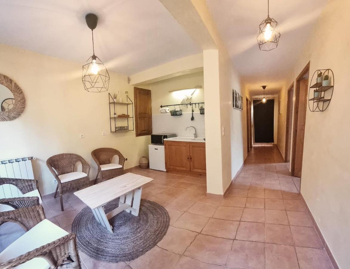 Villa Les Oliviers Maison D'Hotes Saint-Laurent-le-Minier Eksteriør billede